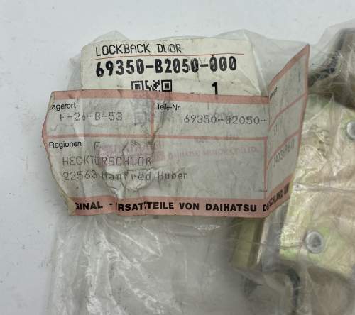 Hecktürschloß / Heckklappenschloß 69350-b2050  wohl Daihatsu Cuore VI